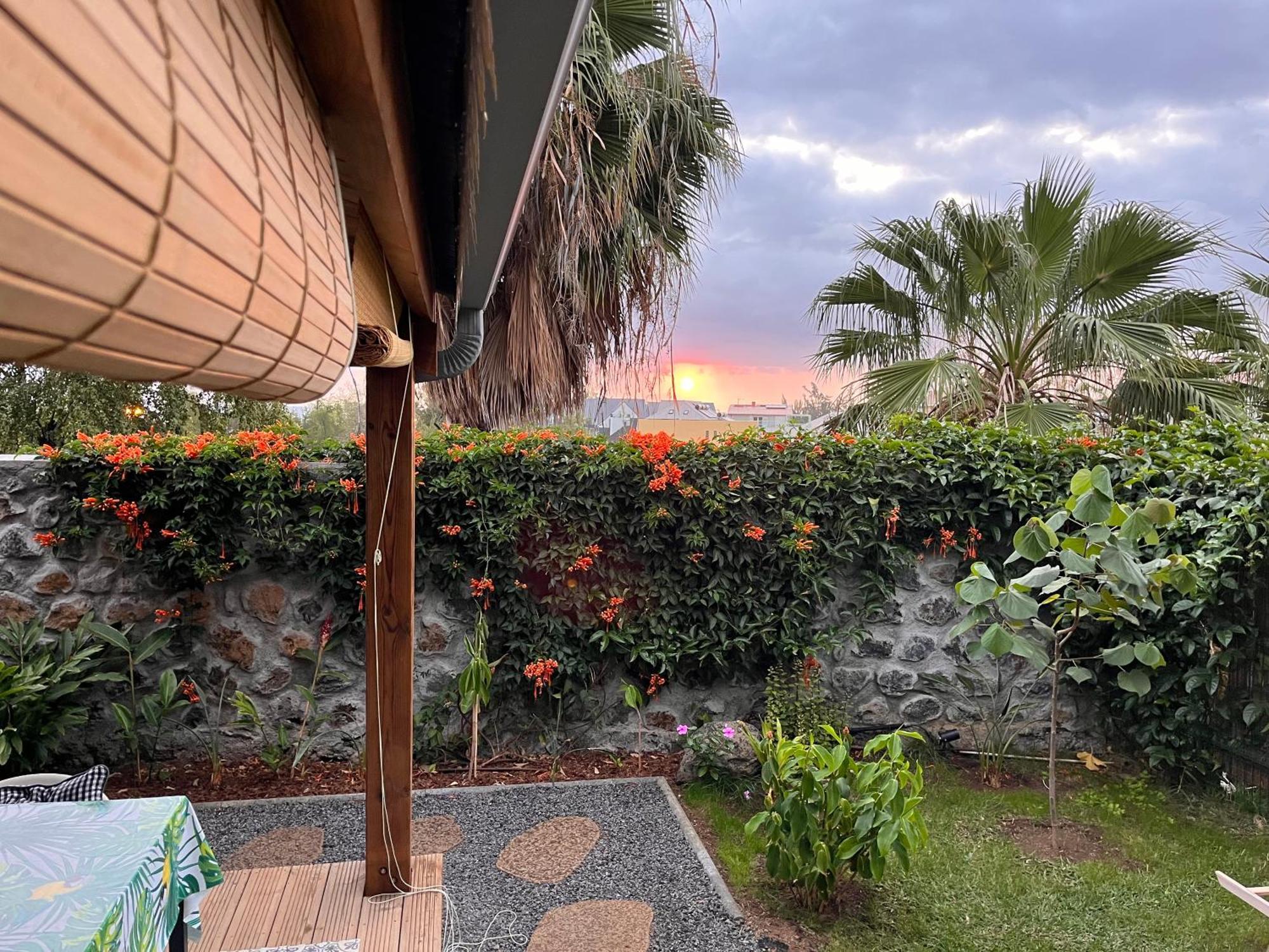 Bungalow Leu Gadiamb Saint-Leu Exterior photo